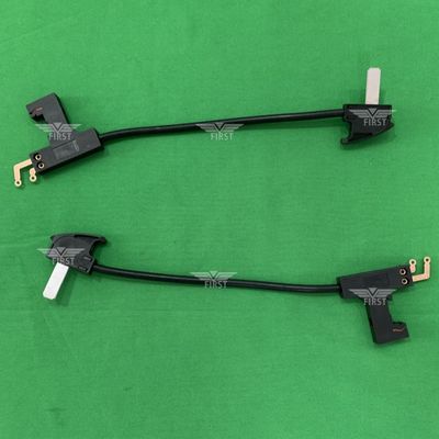 Vieux couteau de coupe à chaud Leybold avec fil pour machines textiles remplissant le mouvement d'arrêt