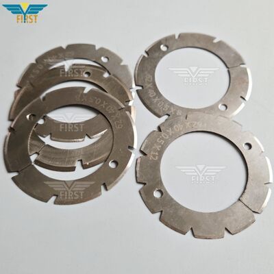 Lames de coupe en acier blanc de la machine à plier Heidelberg-Stahl - Options en forme de U et en forme de V pour la résistance à l'usure