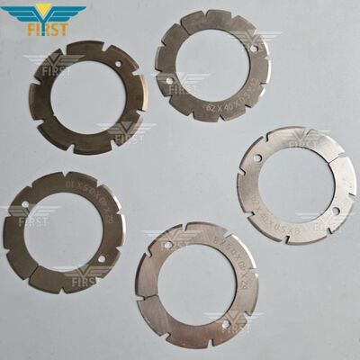 Lames de coupe en acier blanc de la machine à plier Heidelberg-Stahl - Options en forme de U et en forme de V pour la résistance à l'usure