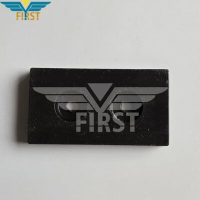 Plaques de serrage Kolbus (35 × 65 mm) pour plastifieuses de finition – plastique/métal