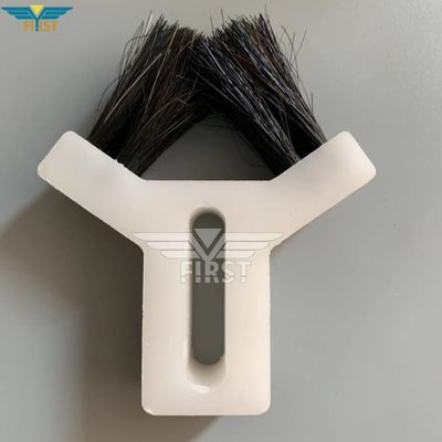Une brosse à cheveux de porc universelle pour la machine à ongles Muller Martini