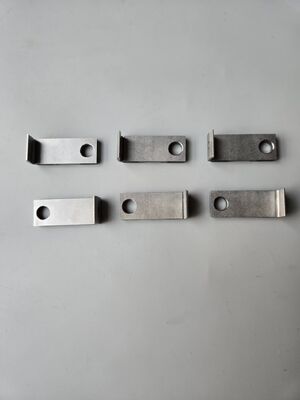 - Le détecteur de pointe F2.011.627 pour les imprimantes Muller Martini CD102, XL105, XL106